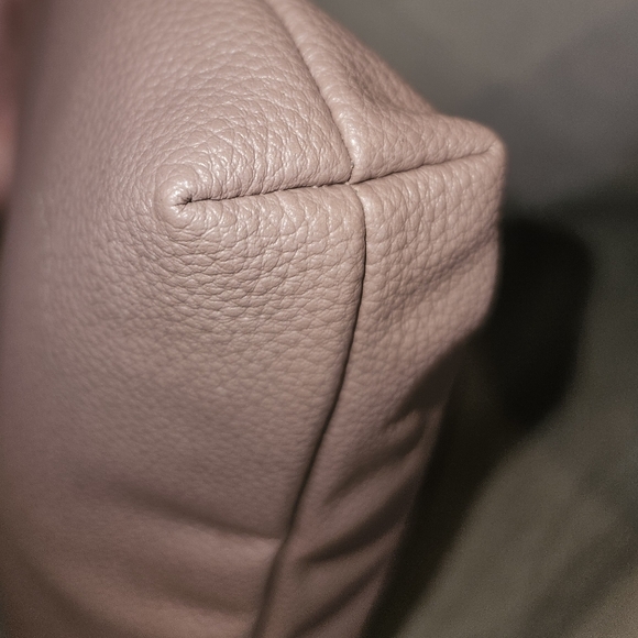 Guess nwot muave Shoulder Bag - Picture 6 of 10